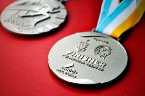 марафон медаль на финише